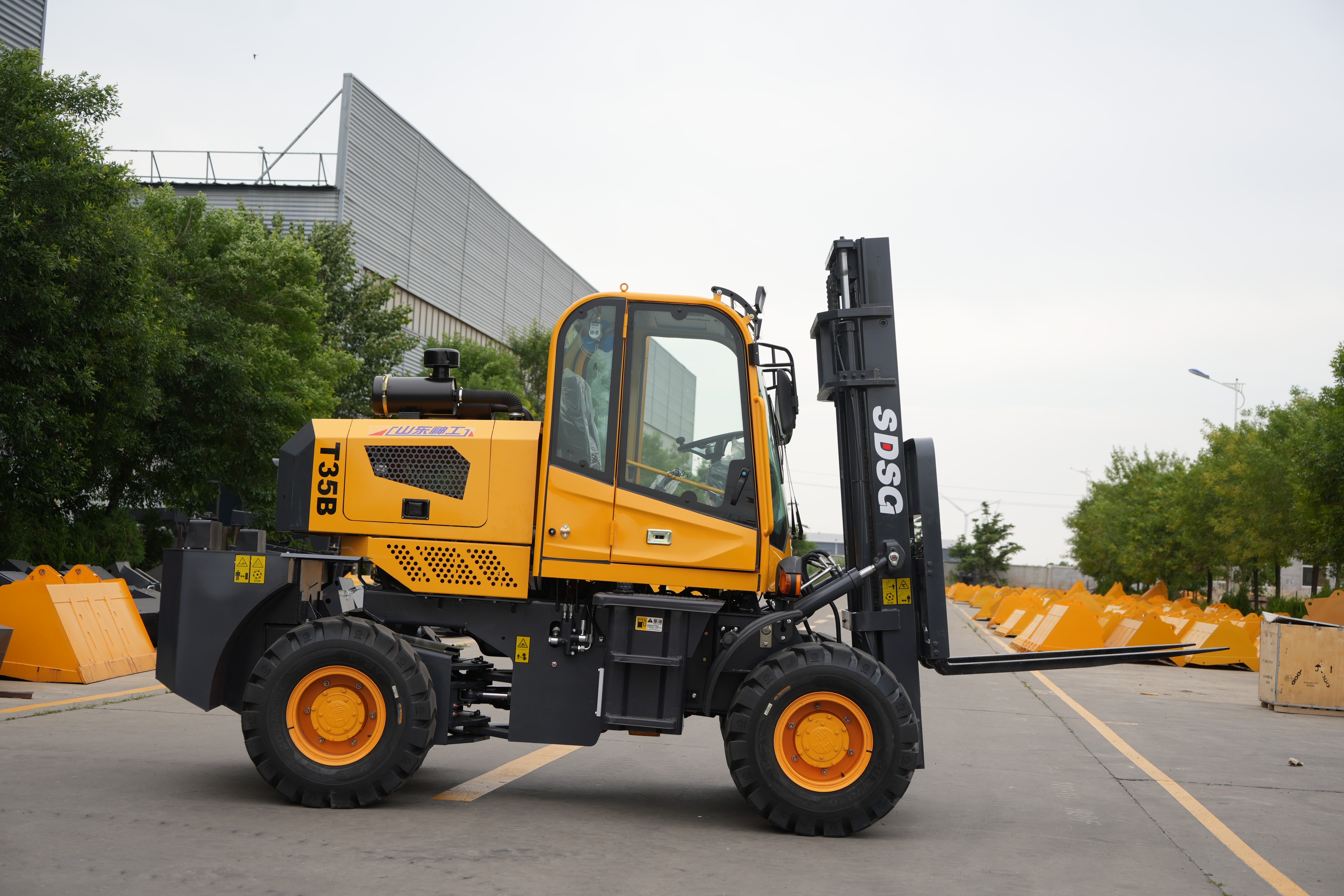 神工国际（SDSG）T35R 越野叉车