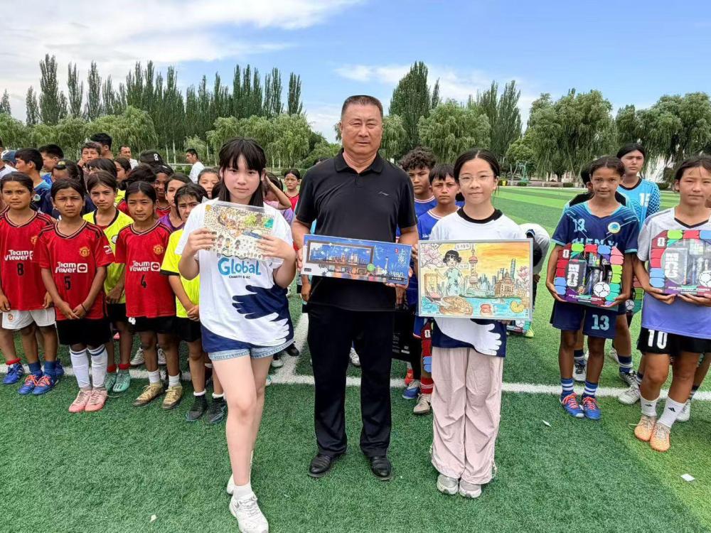 名师新疆公益行