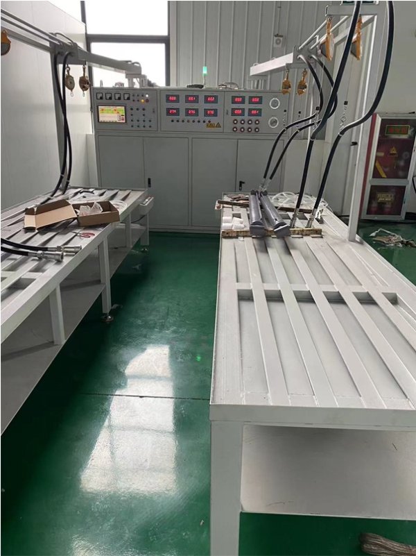 Servo dual-station test bench