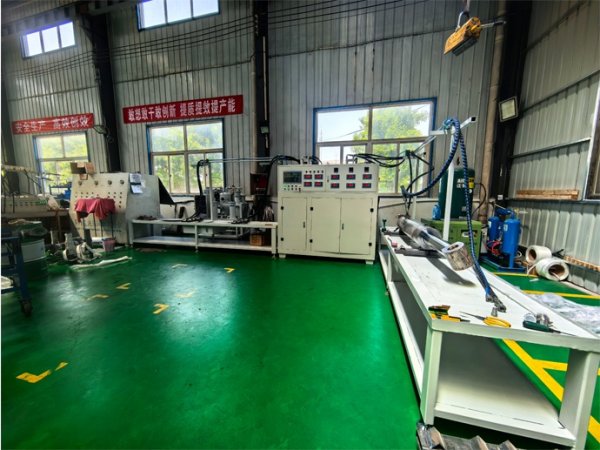 Servo dual-station test bench