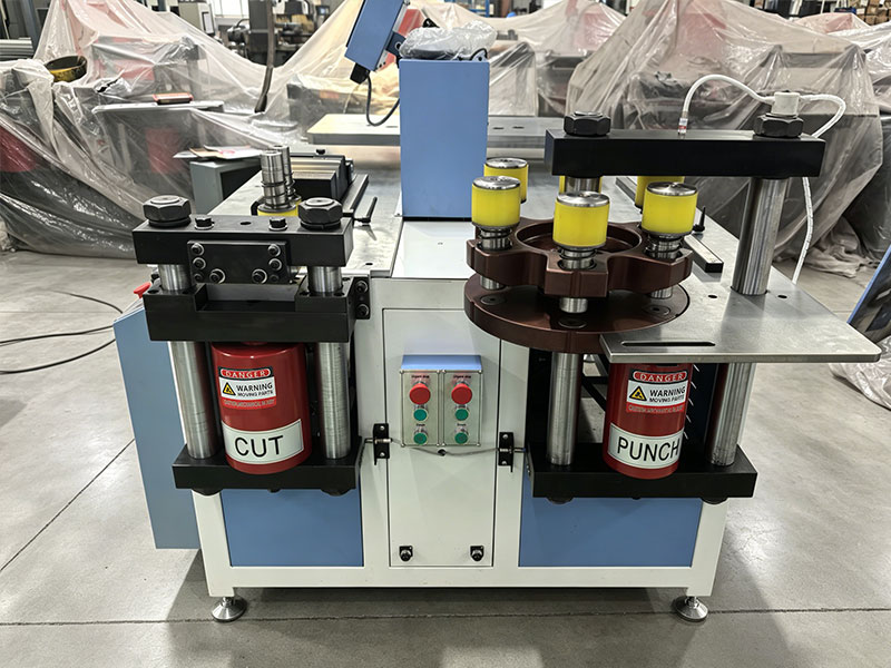 Станок для гибки шин DXJ-30CN CNC