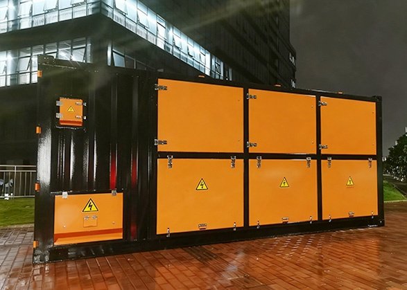 一台AC10.5KV-2000KW负载柜