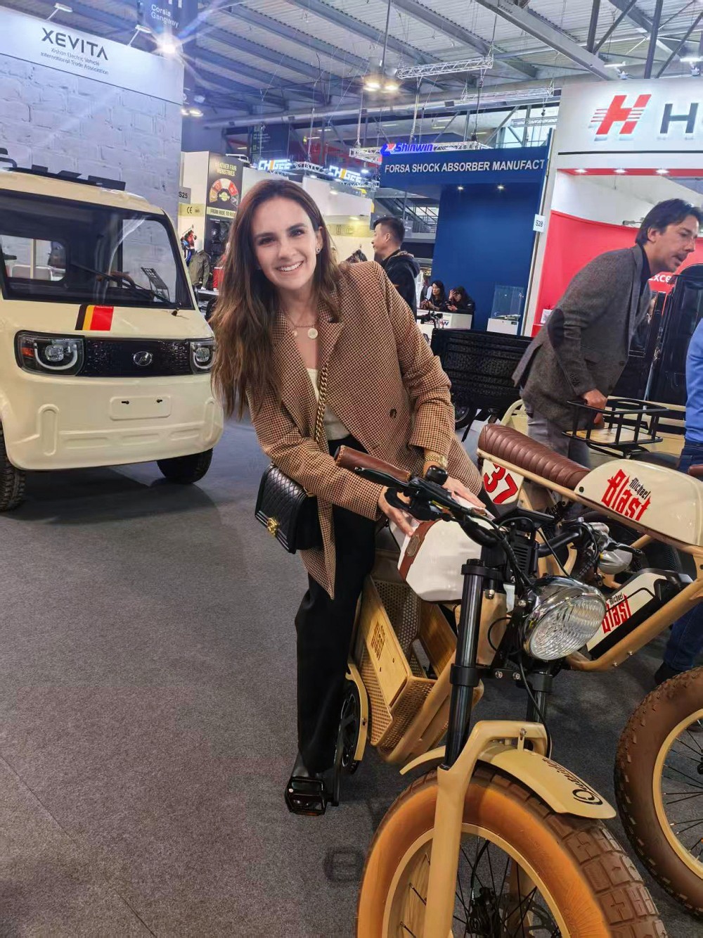 IMN Attends EICMA 2025 with Our Best-Selling Electric Vehicles (4)
