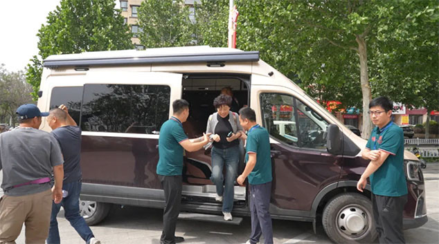 4 芝人堂“泰山芝约”健康伴你行第11期活动圆满落幕,共赴健康新旅程!