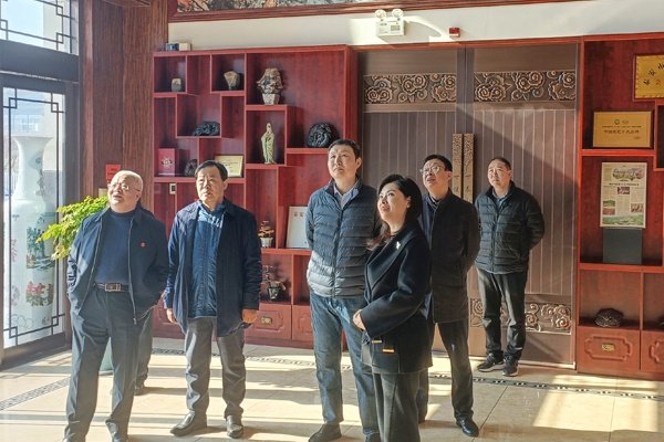 山东农业大学食品科学与工程学院院长、博导李大鹏教授一行莅临芝人堂调研洽谈校企合作