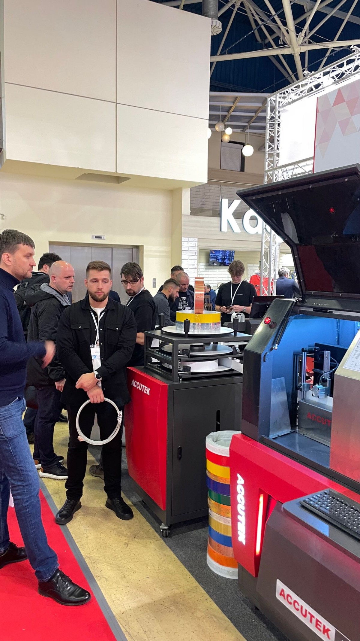 APPPEXPO 2026: демонстрация интеллектуальных решений для гибки объемных букв с ЧПУ