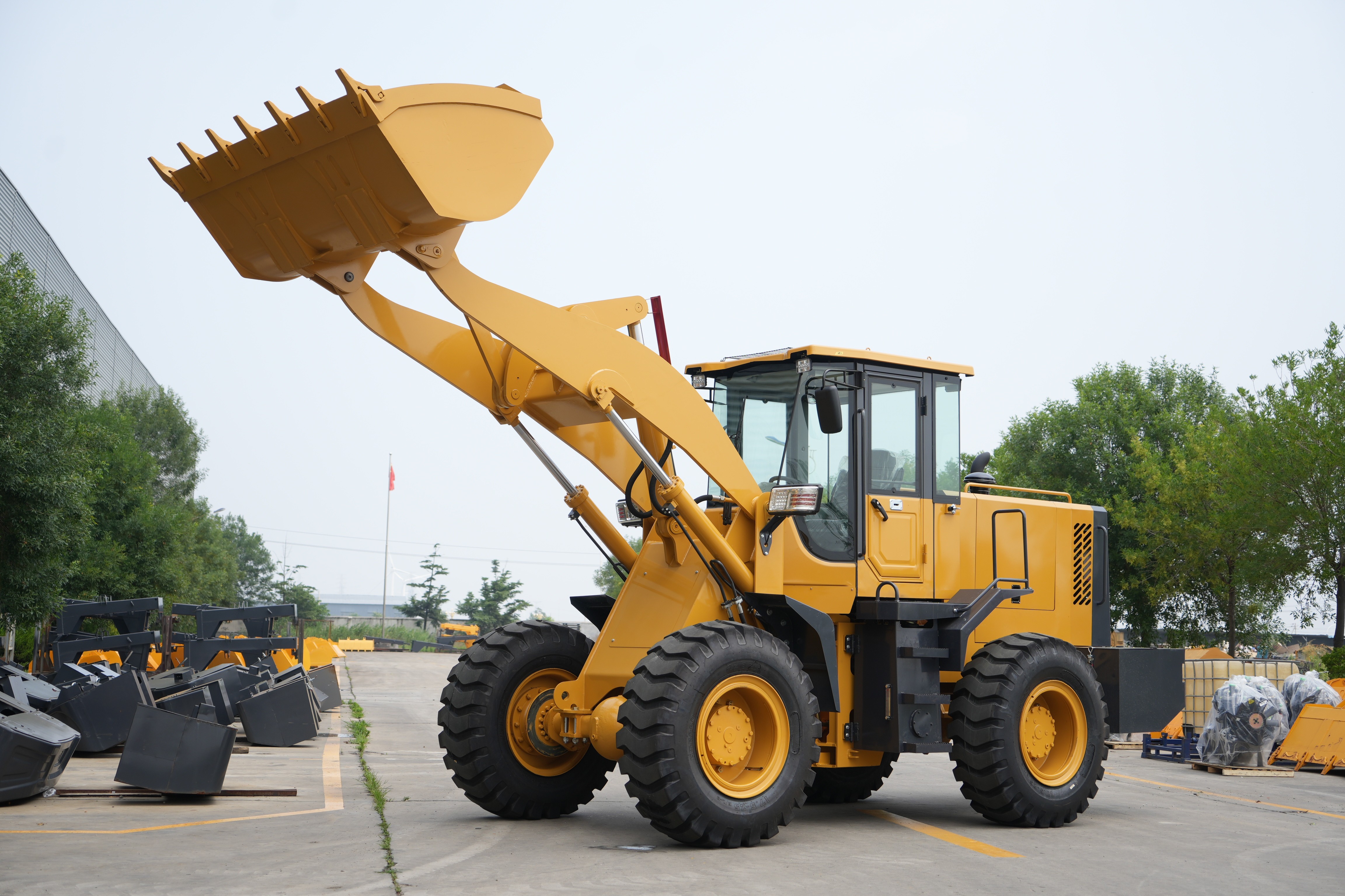Колесный погрузчик SDSG ZL30