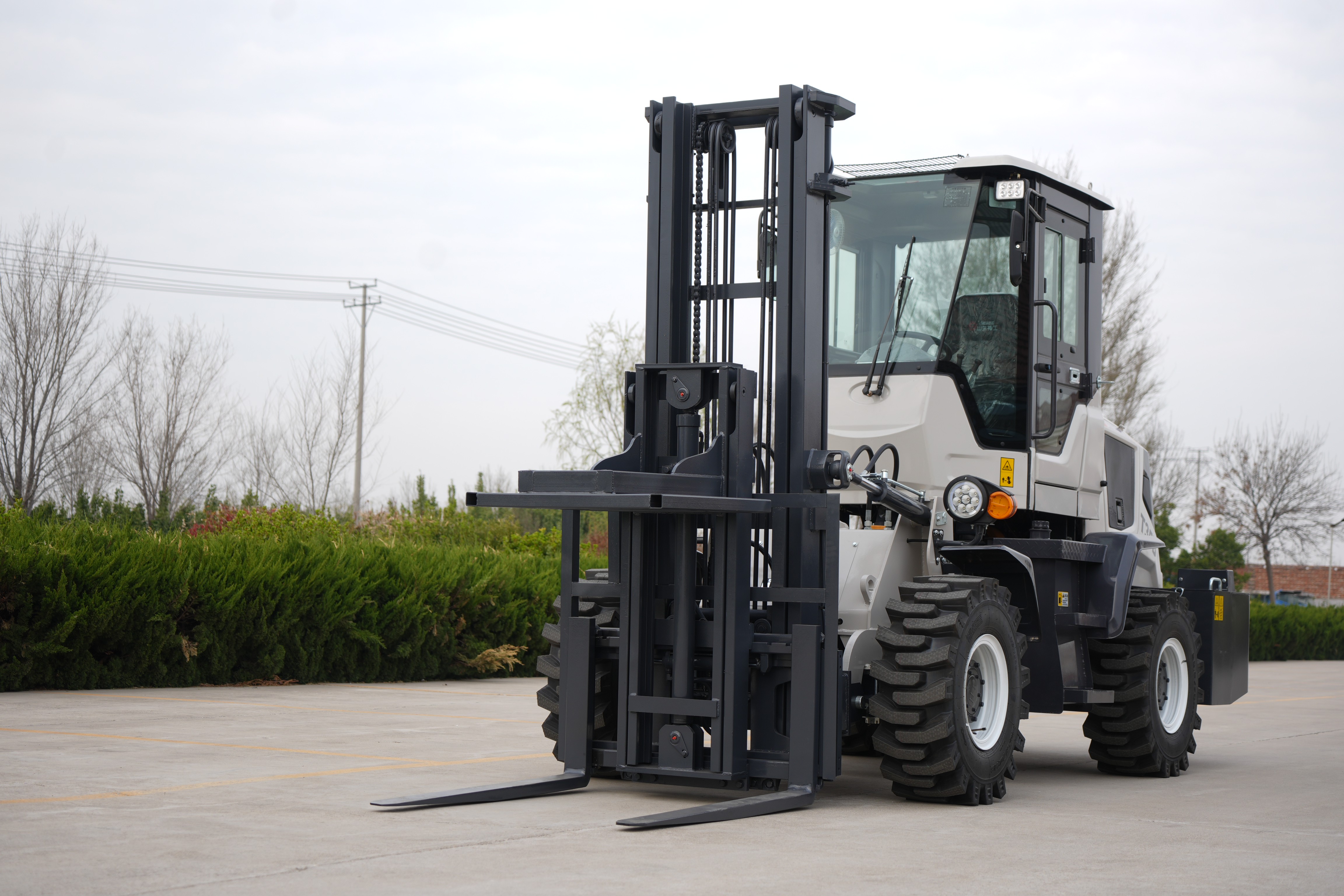 Carretilla elevadora todoterreno SDSG T35B