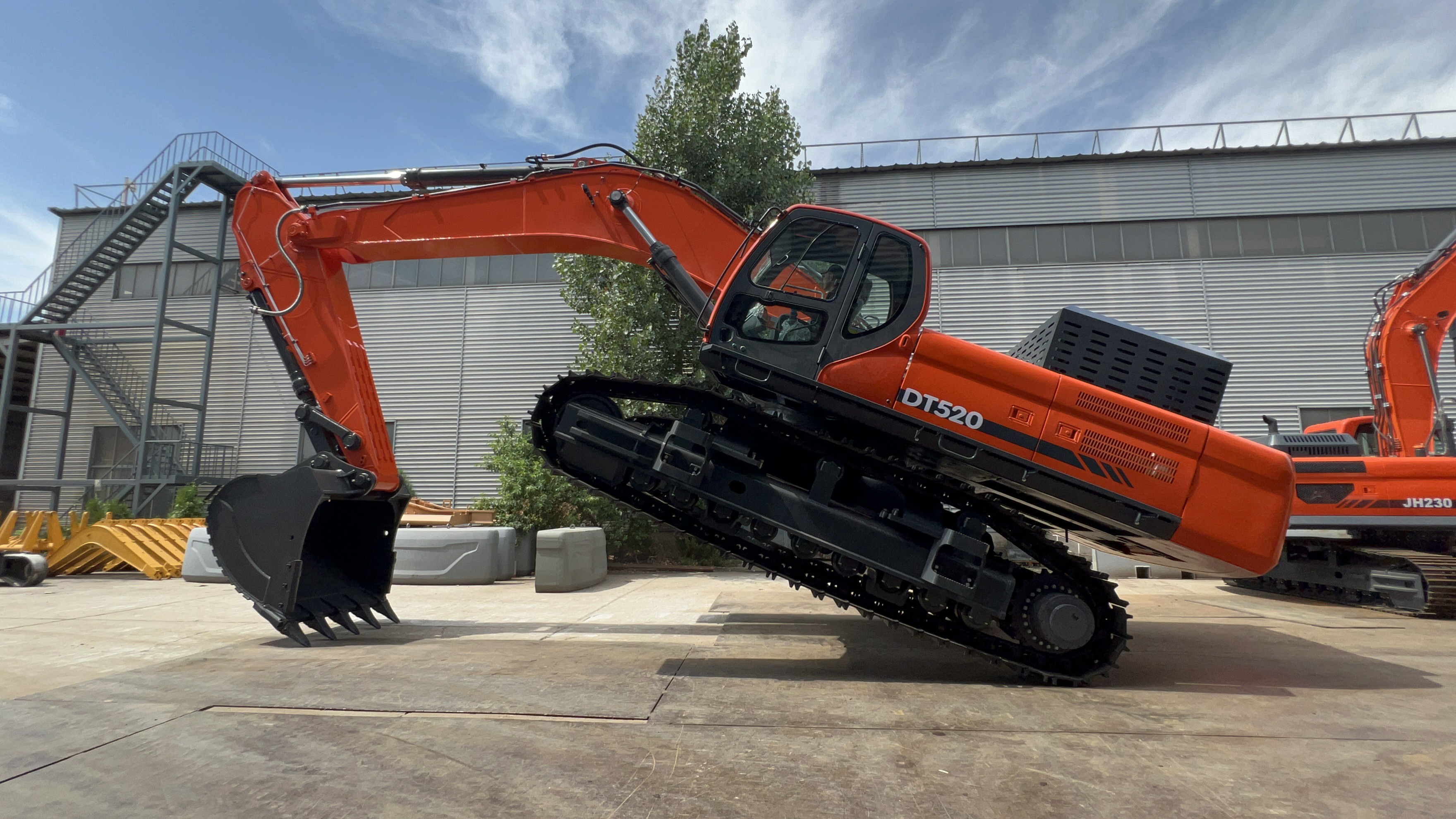 Excavadora sobre orugas SDSG DC520