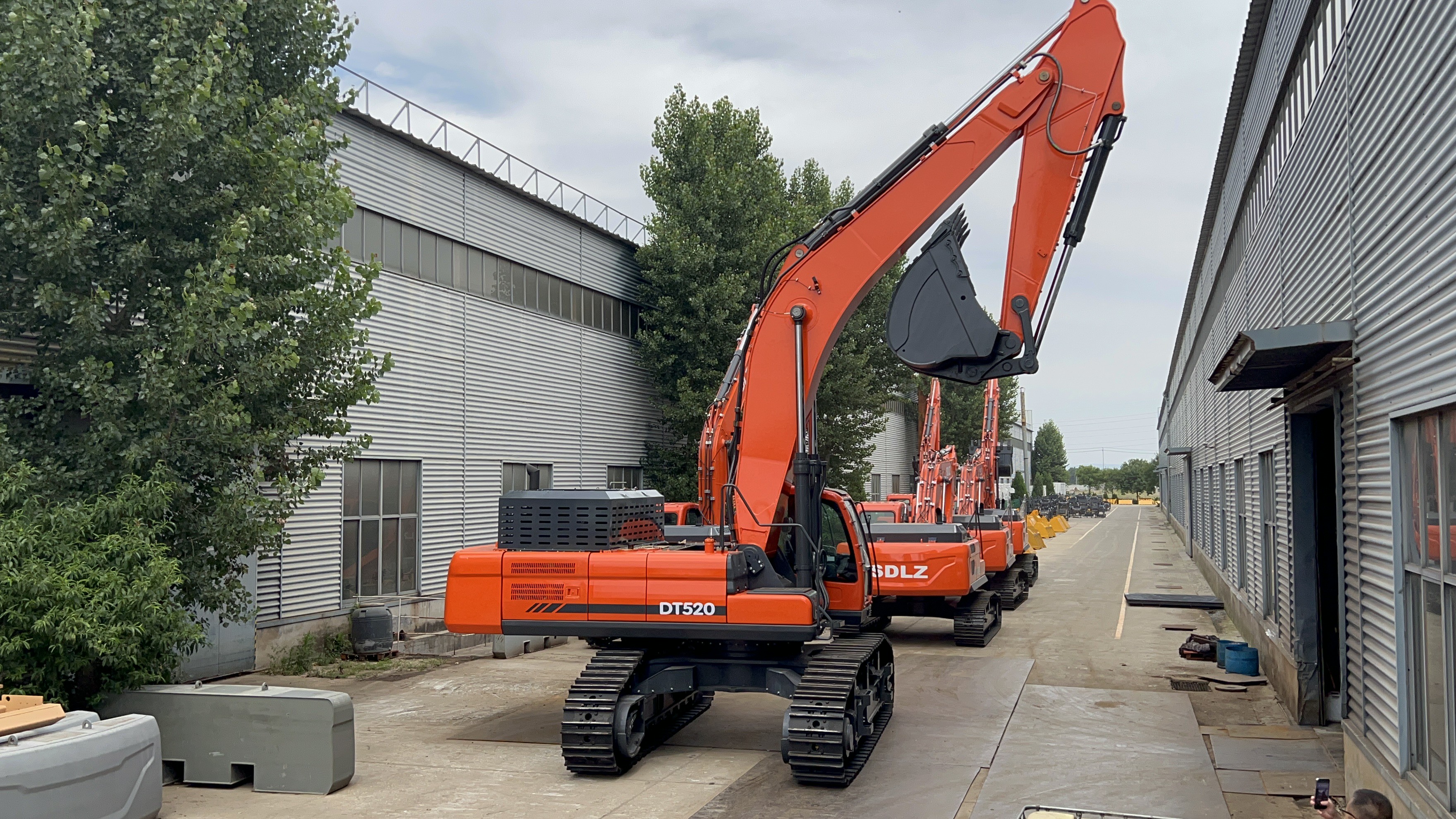 Excavadora sobre orugas SDSG DC520