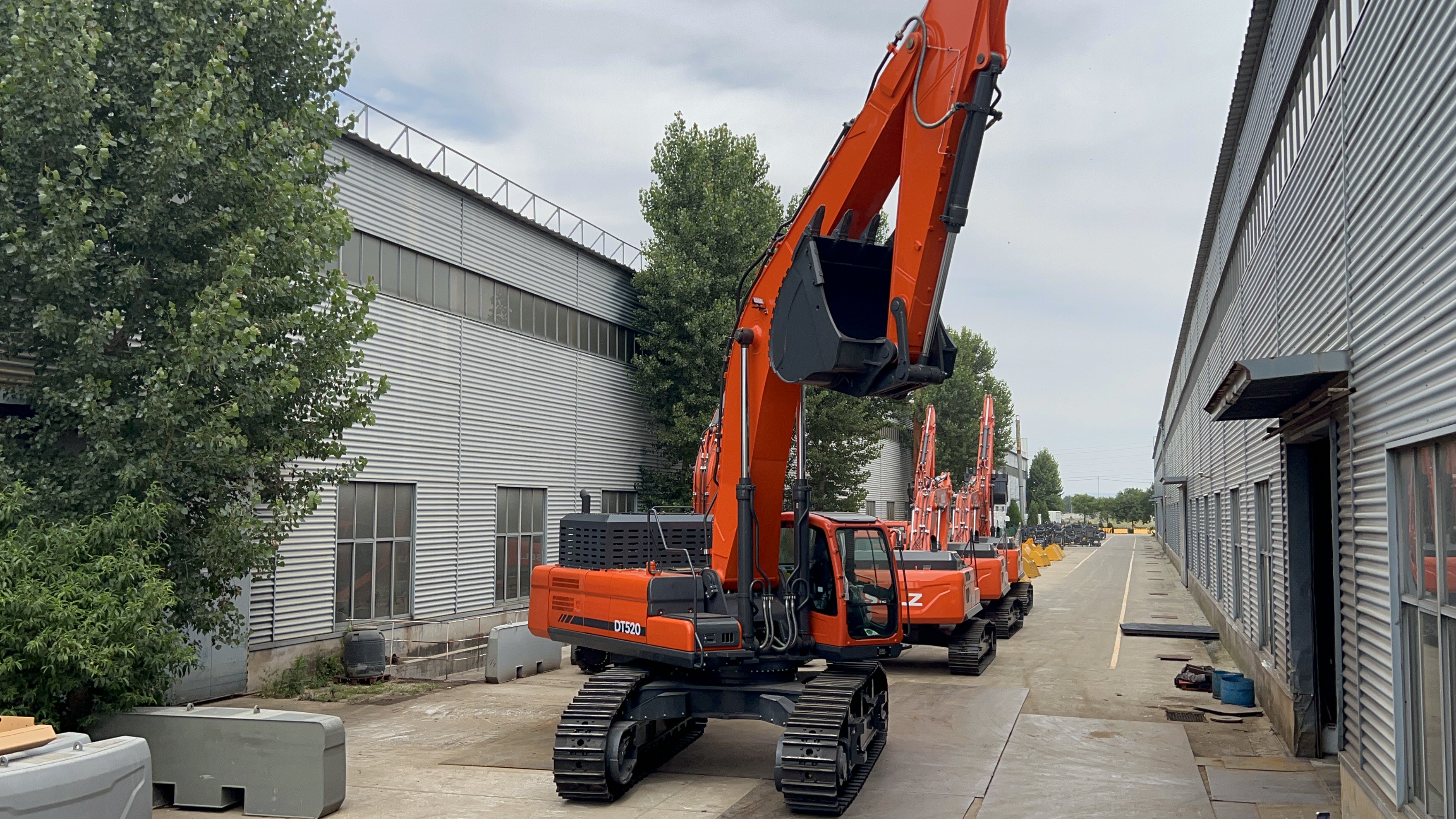 Excavadora sobre orugas SDSG DC520