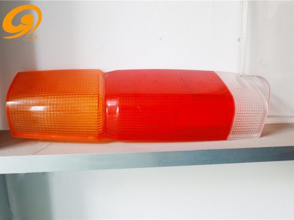 工具车尾灯三色模具