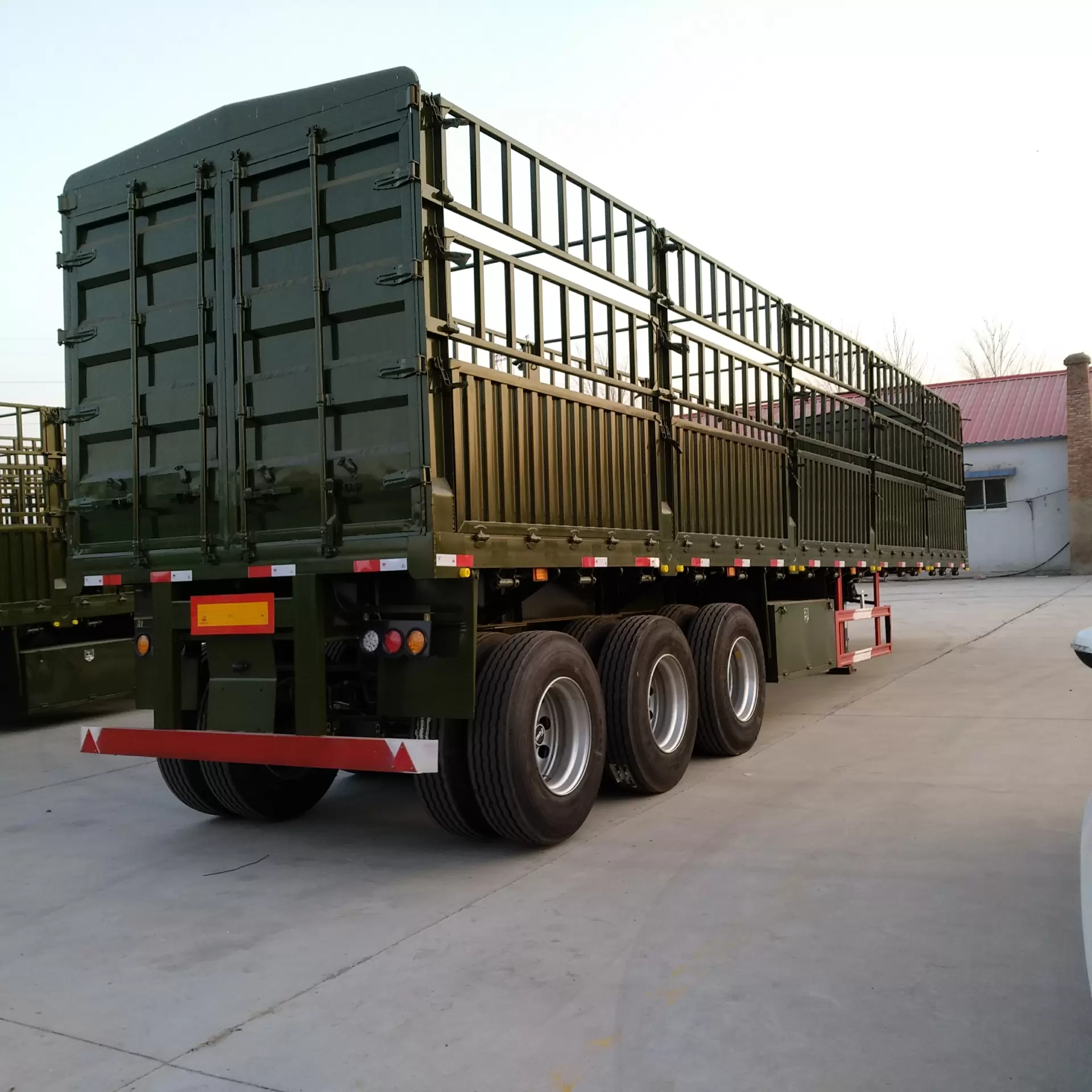 Cargo/fence Semi Trailer