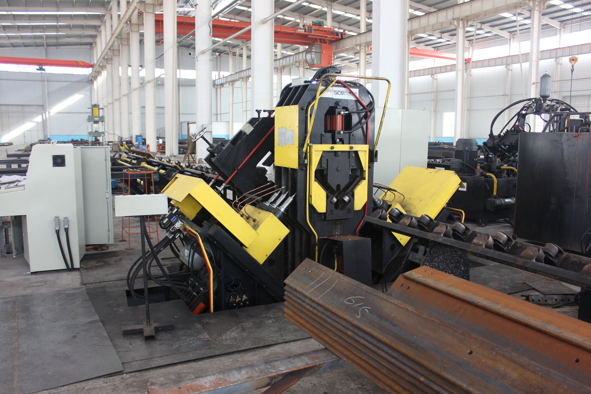 TBL2532 / TBL3635 Станок с ЧПУ для сверления и маркировки угловой стали -  SHANDONG SUNRISE CNC MACHINE CO., LTD.