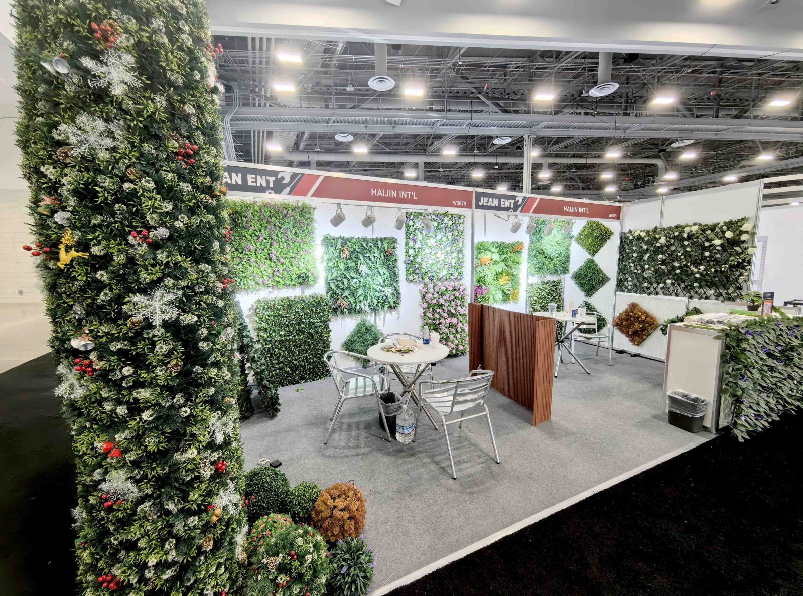 National Hardware Show 2-1.jpg