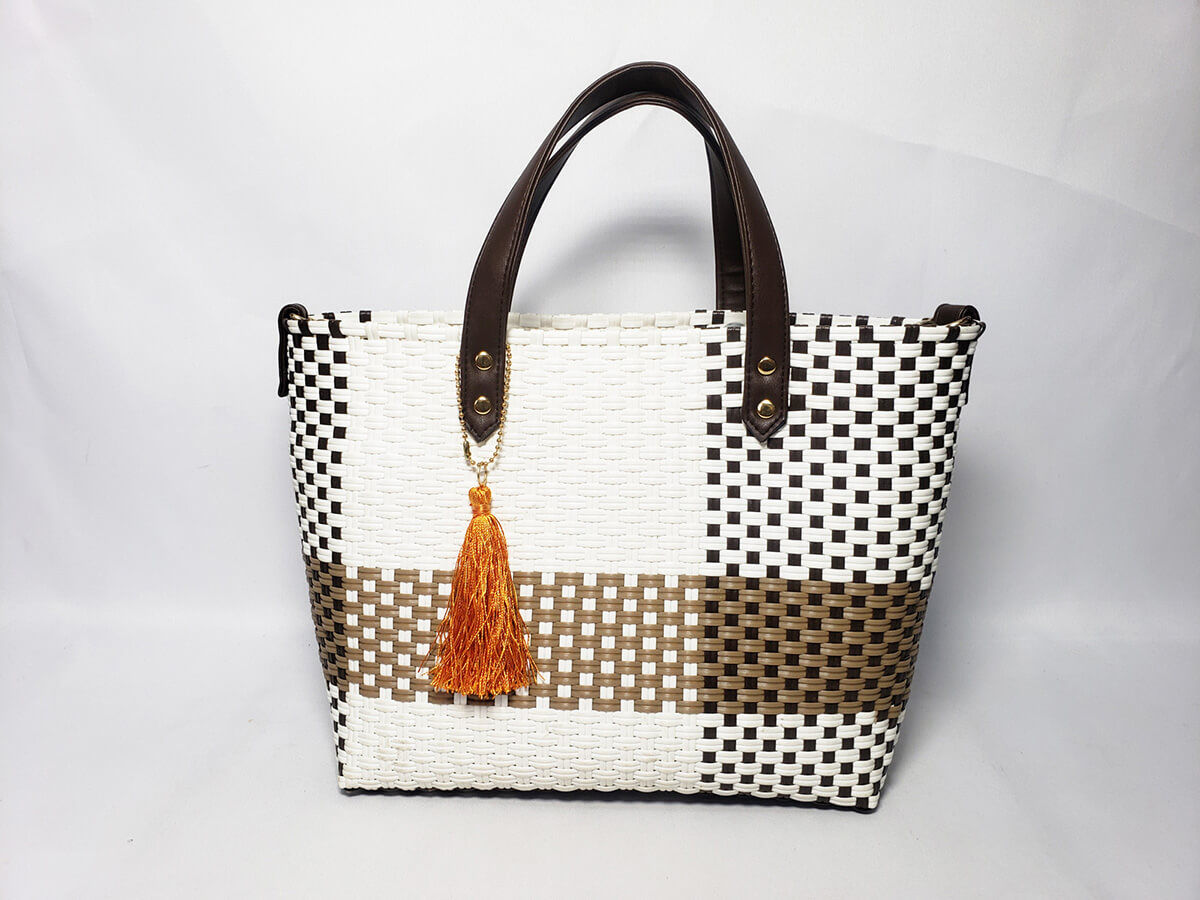 Custom Colorful Handmade Woven New Polypropylene (PP) Artbag, Handbag Manufacturer