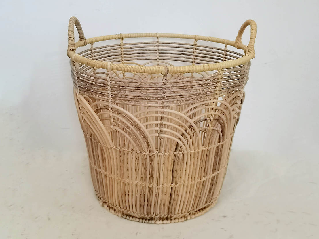 Customizable Hand-made PP Or PE Laundry Basket, Imitation Rattan Or Wicker