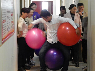 Our company always hold 1-2 athletic meetings each year, usually full of joy and fun