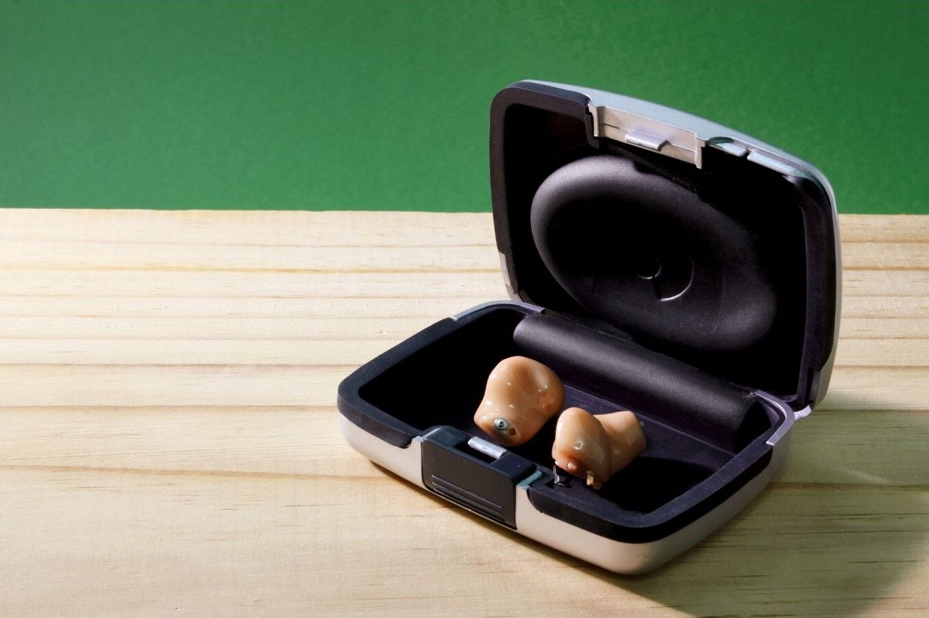 美国FDA发布OTC类助听器的最终法案