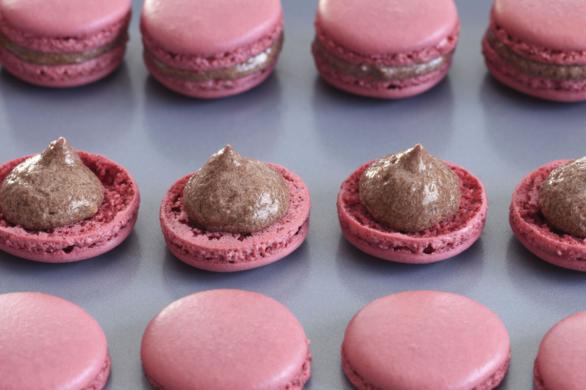 Cookies pink chocolate iStock_000017899613XXXLarge