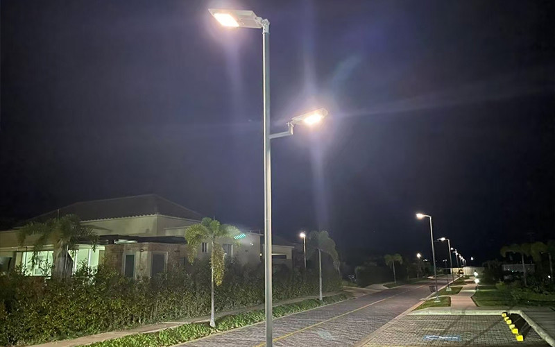 太阳能路灯