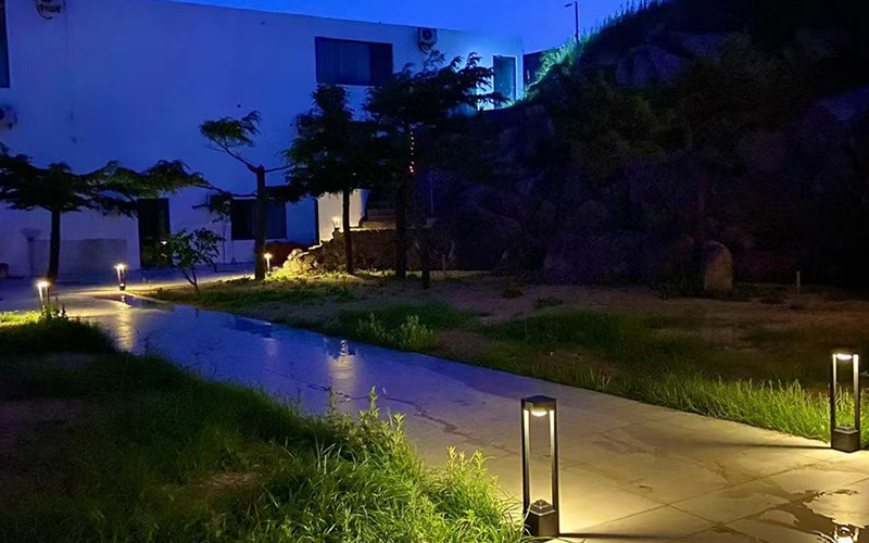 太阳能草坪灯