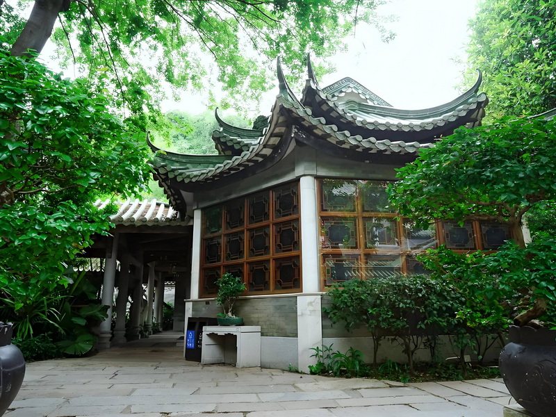 酒家酒馆