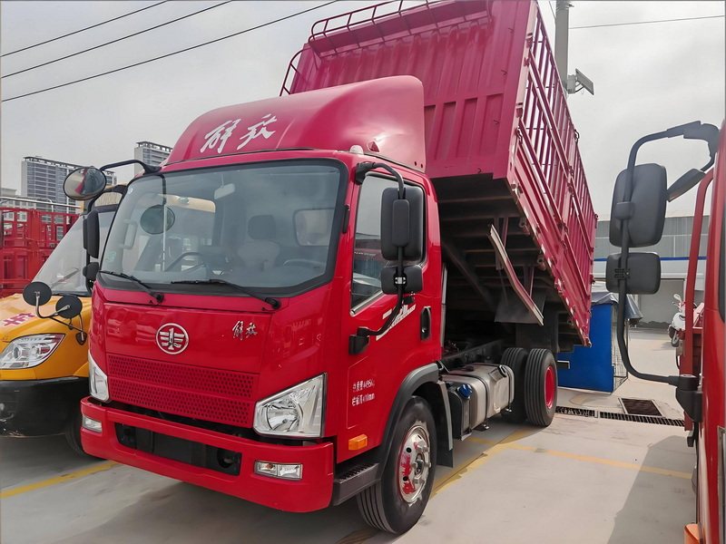 货车吊车