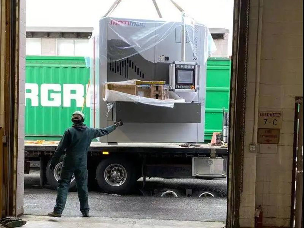 ООО "ДНХ Вудворкс".