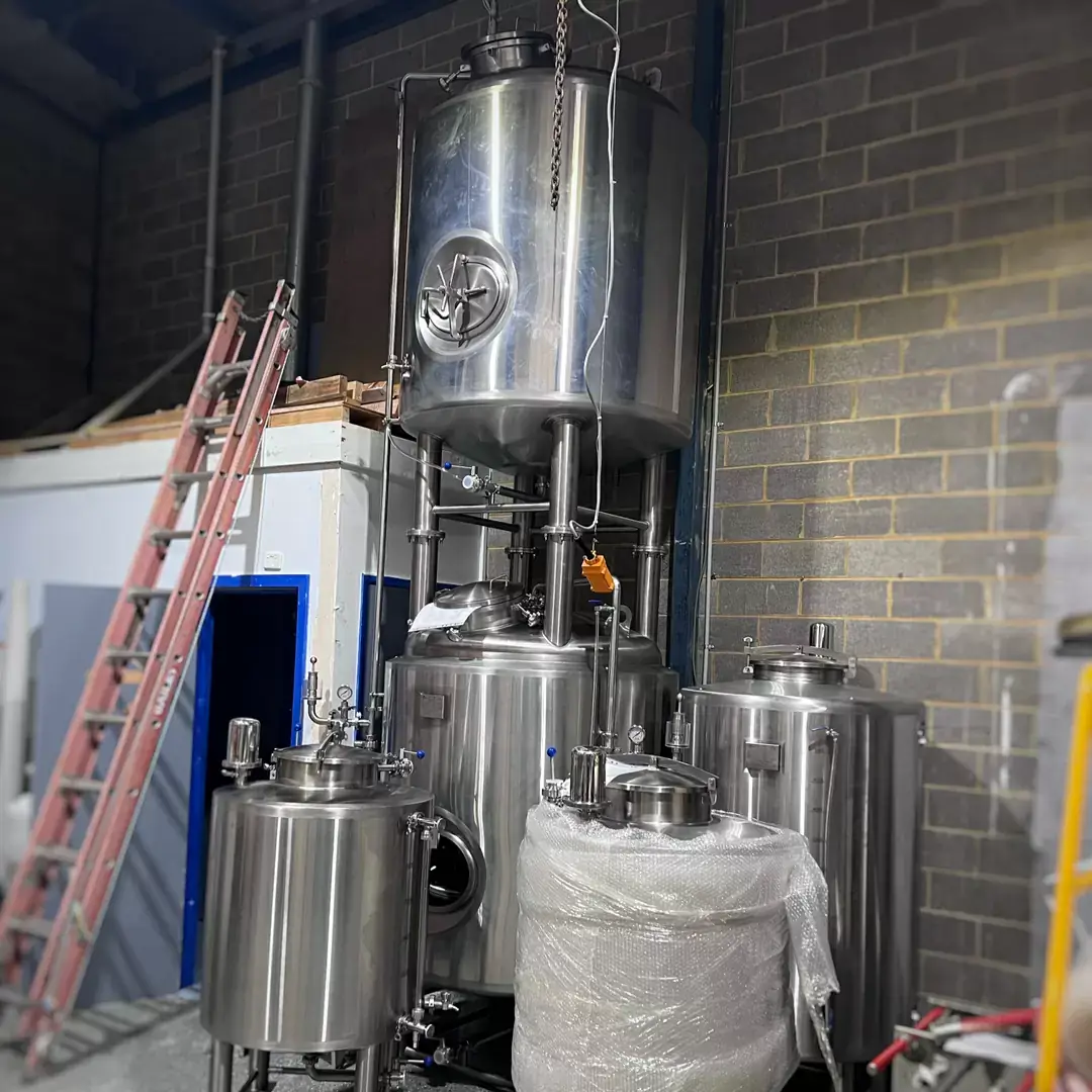New Glycol chiller and other stainless steel tanks arrived