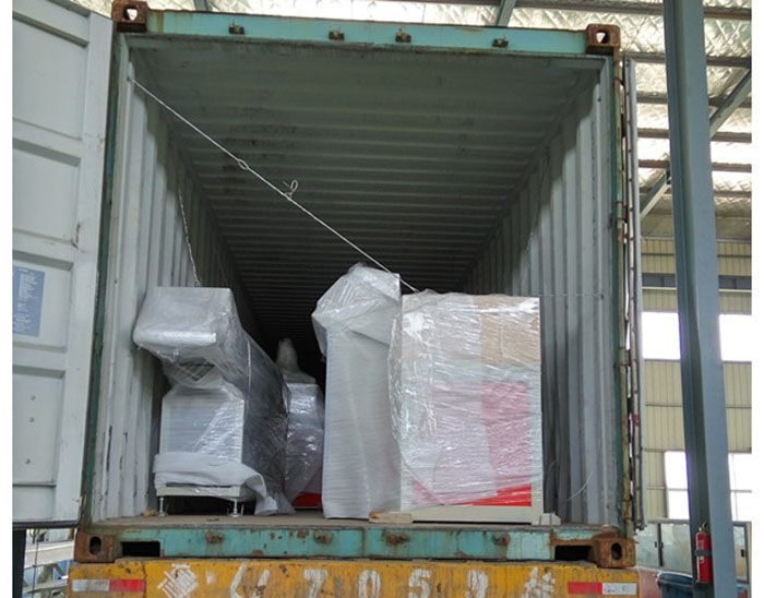 Доставка кромкооблицовочной машины для ПВХ в Южную Африку