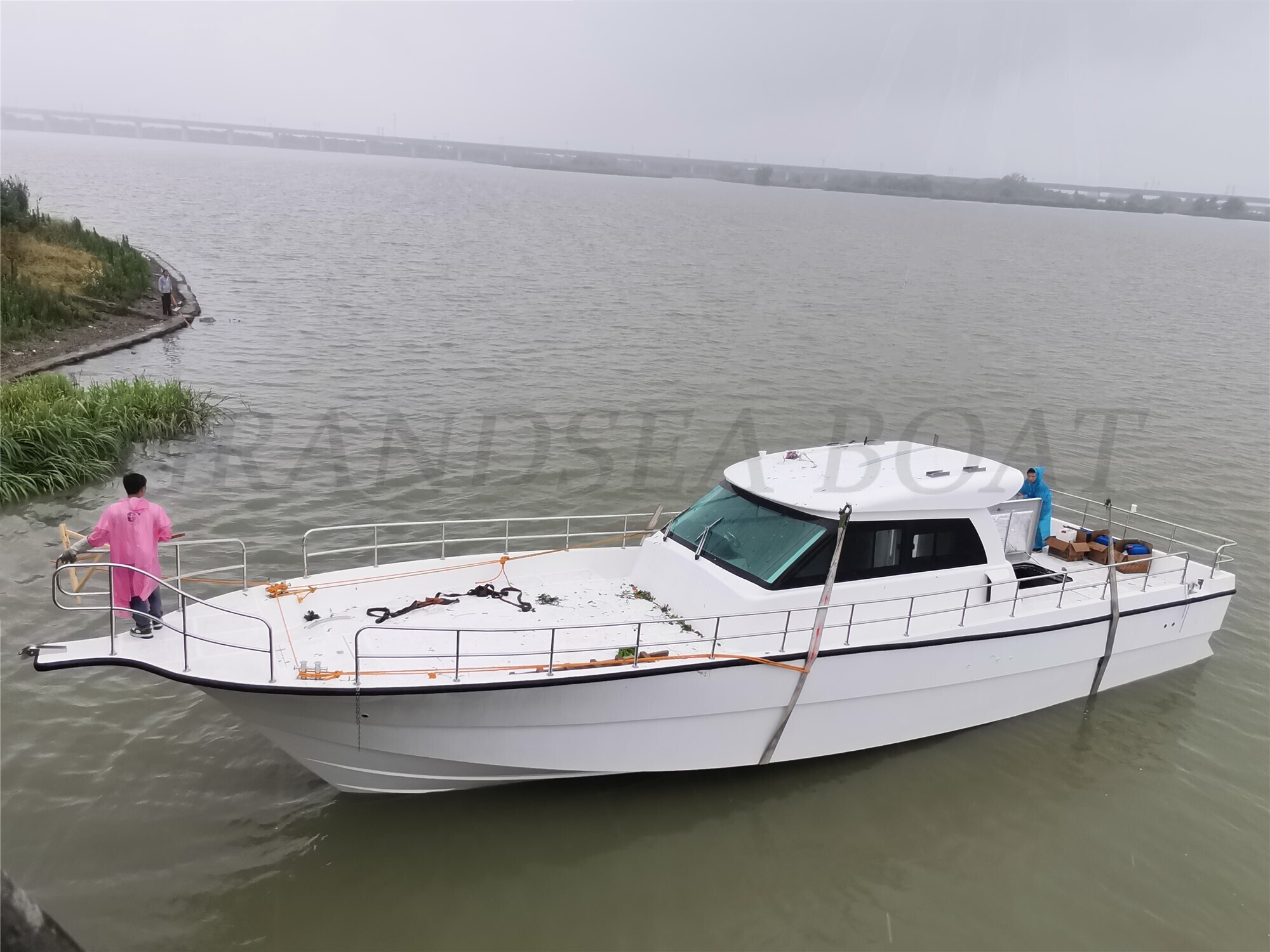 Grandsea 52ft Deep Sea Fiberglass Cabin Fishing Boat with Diesel Engine for Sale