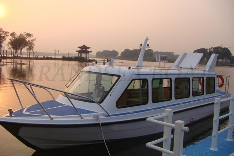 China 11.8m GRP 20 Passenger Inboard Diesel Engine Ferry Boat for Sale