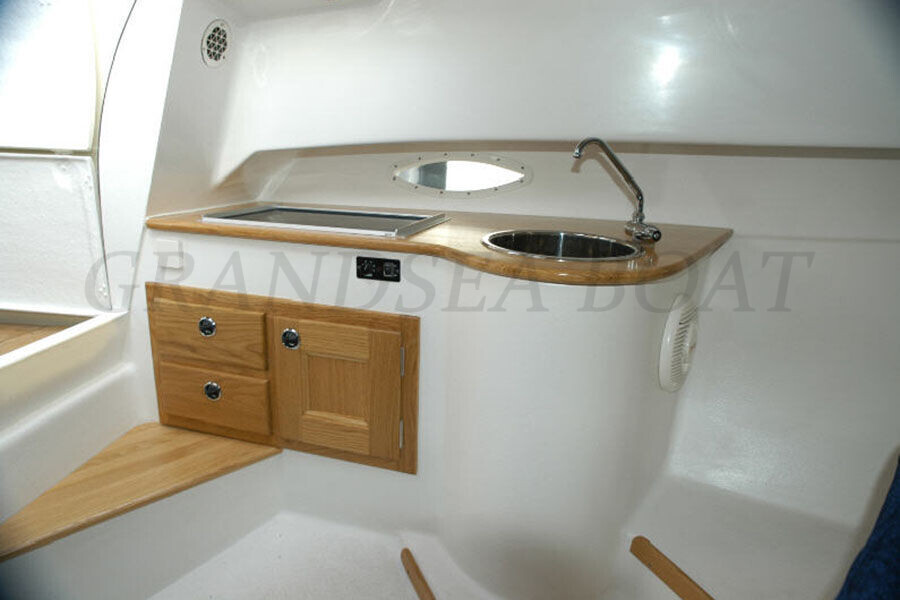 23ft Fiberglass speed  Cabin Cruiser Boats for sale