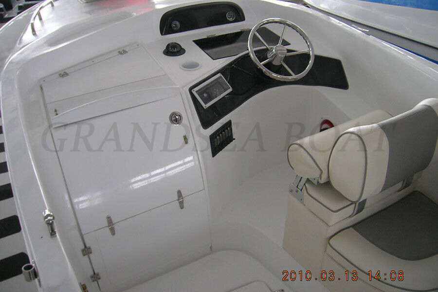23ft Fiberglass speed  Cabin Cruiser Boats for sale
