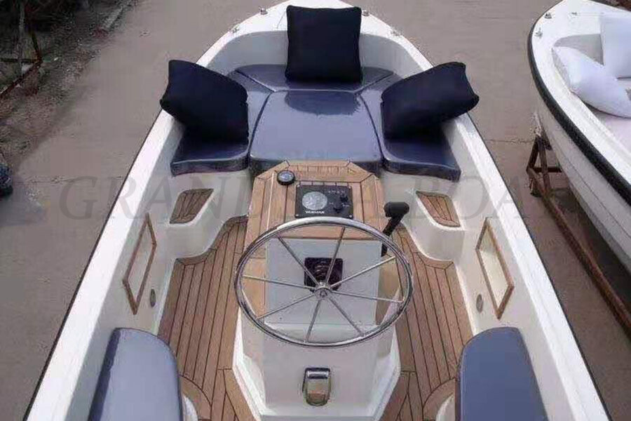 7.8m Fiberglass Sloop Boat For Sale