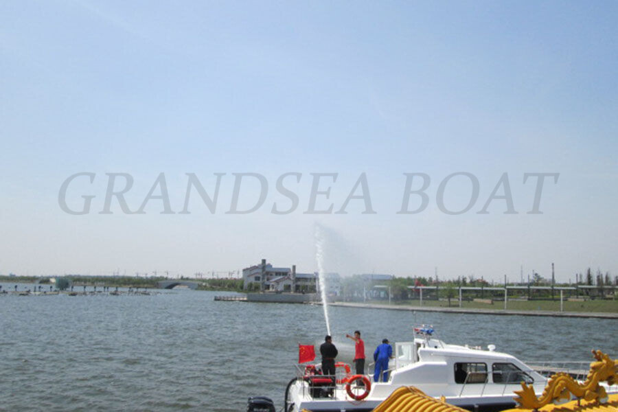 Grandsea 40-41ft FRP Fast Fire Rescue Boat with Outboard Engine for sale