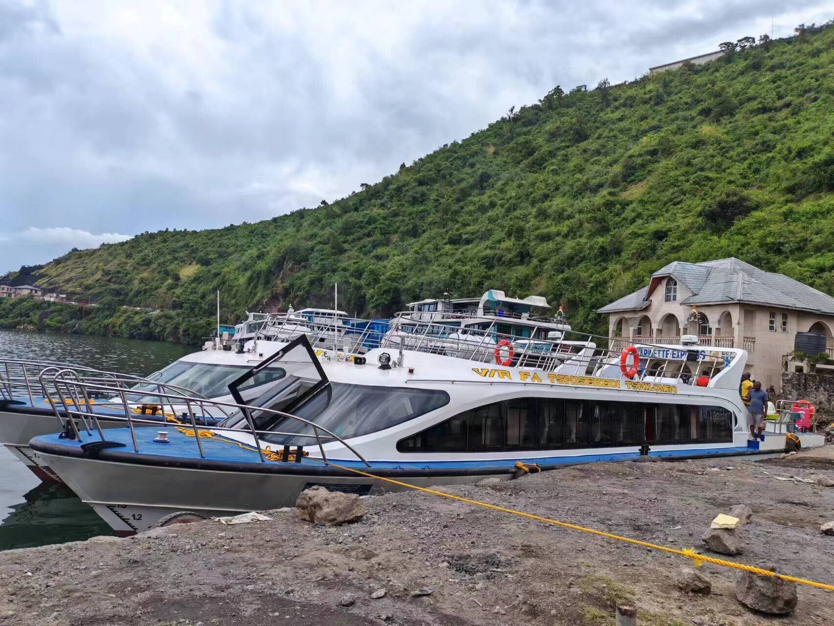 Training for captains and mechanic in Congo.DR