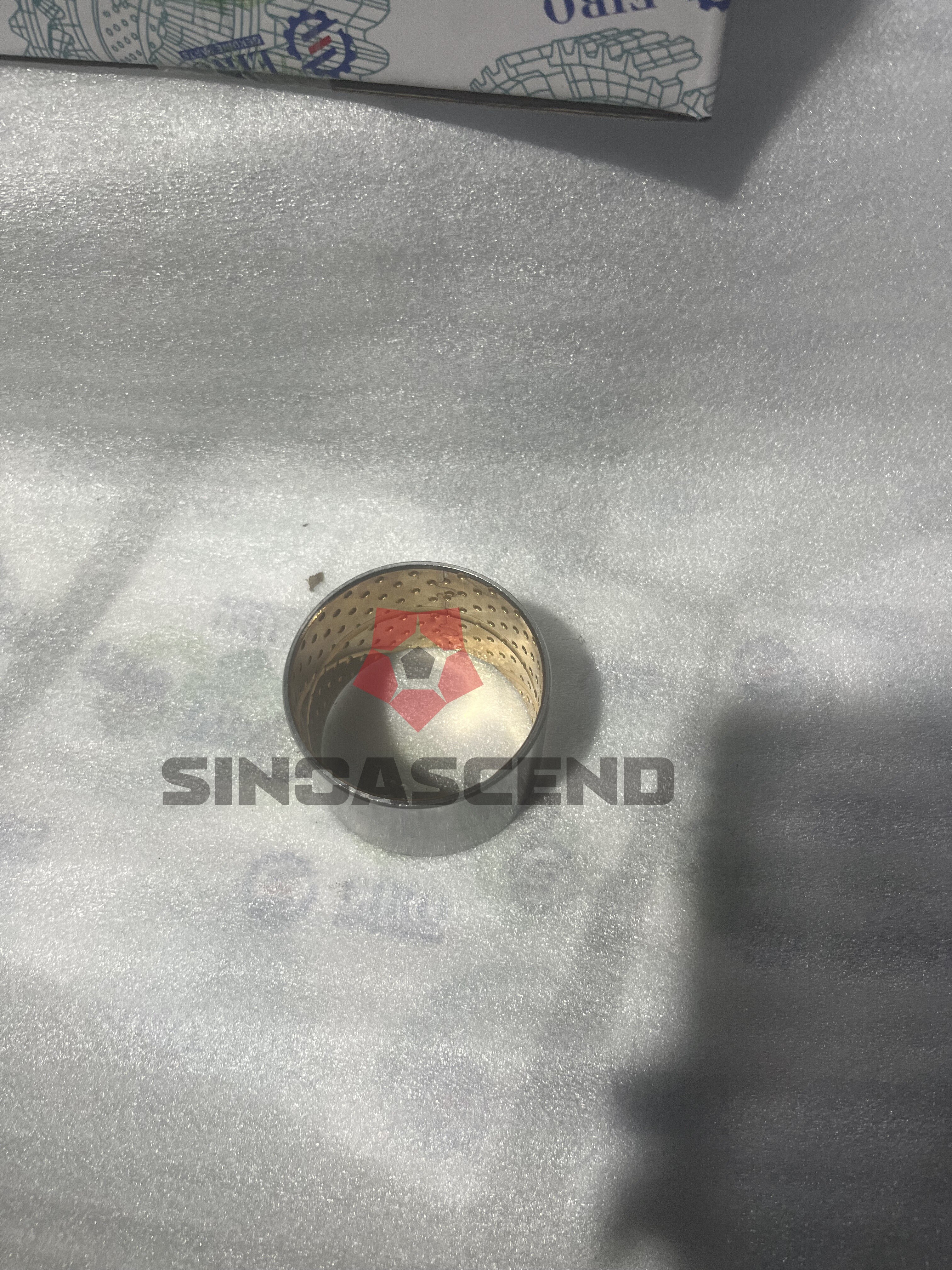 主动齿衬套42102308