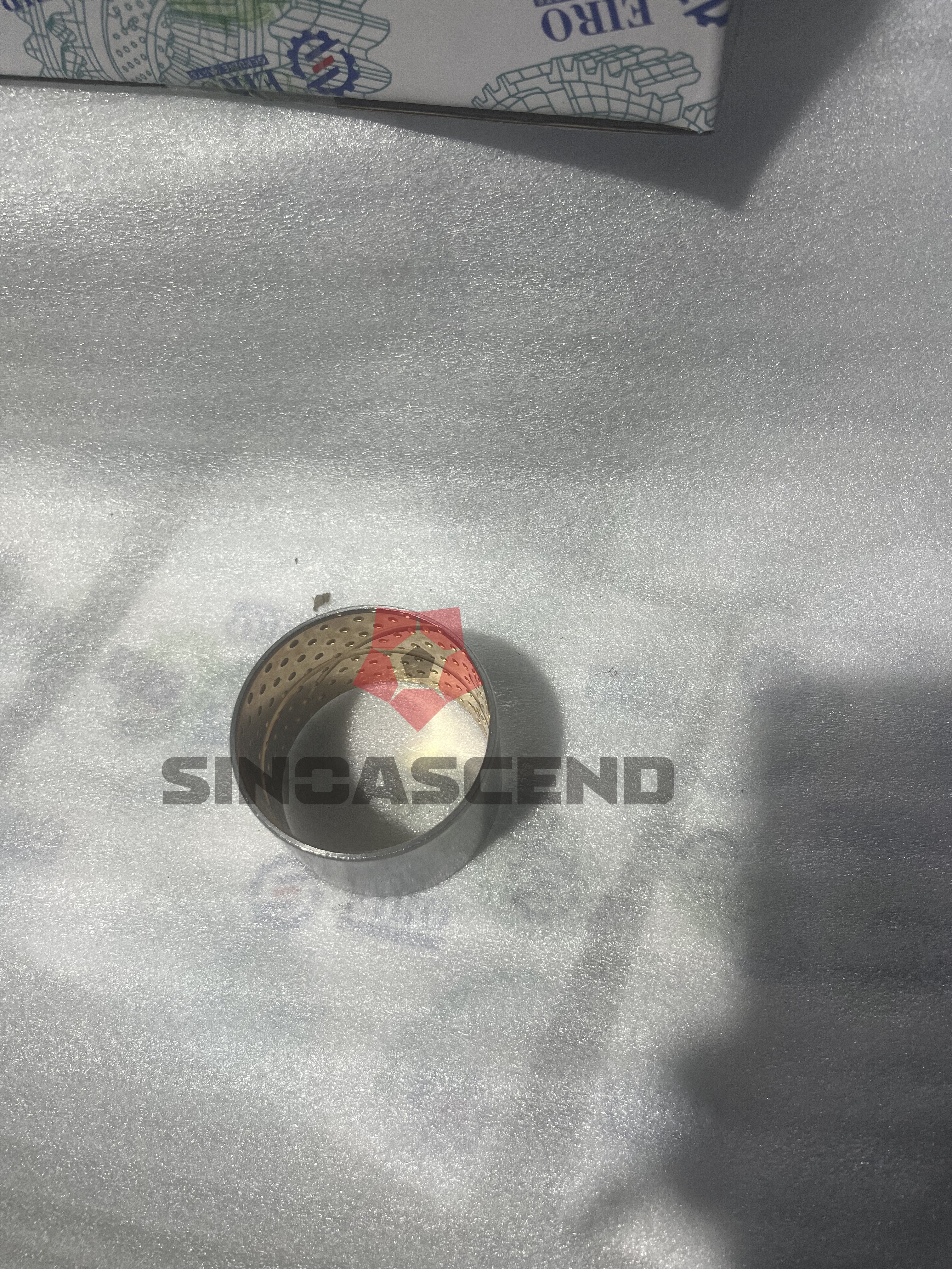 主动齿衬套42102308