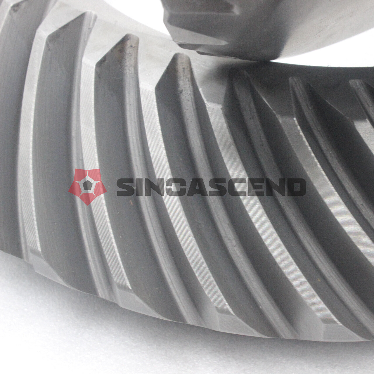 IVECO 28 37中桥盆角齿42127679 42129183 5801765235