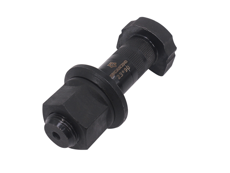 STR豪沃前轮螺丝 23*90