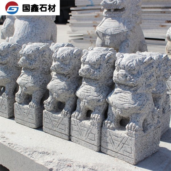 花岗岩石狮子