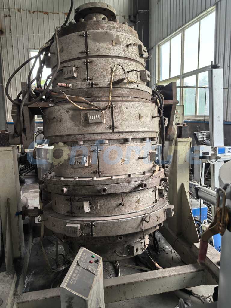 Линия для производства трехслойных коэкструзионных труб из HDPE диаметром 450–800 мм