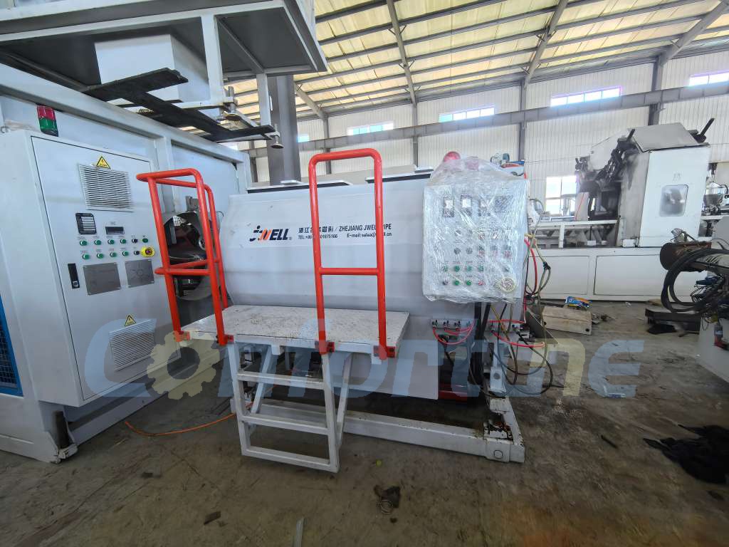 Высокоскоростная линия для производства труб из HDPE методом 3-слойной коэкструзии, 315–630 мм, оригинальная комплектная линия