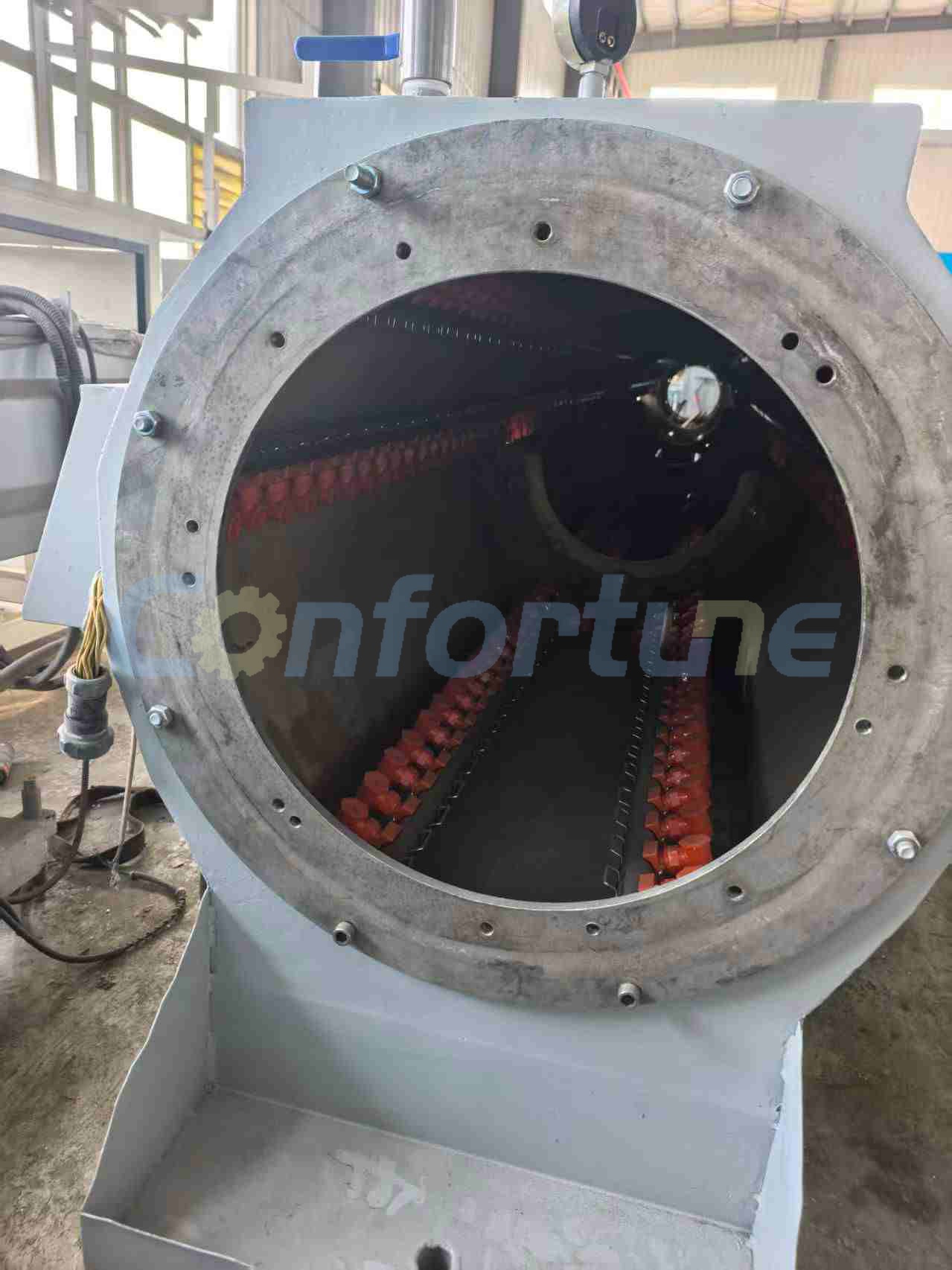 Производственная линия JWELL для соэкструзии трёхслойных труб из HDPE диаметром 200–500 мм