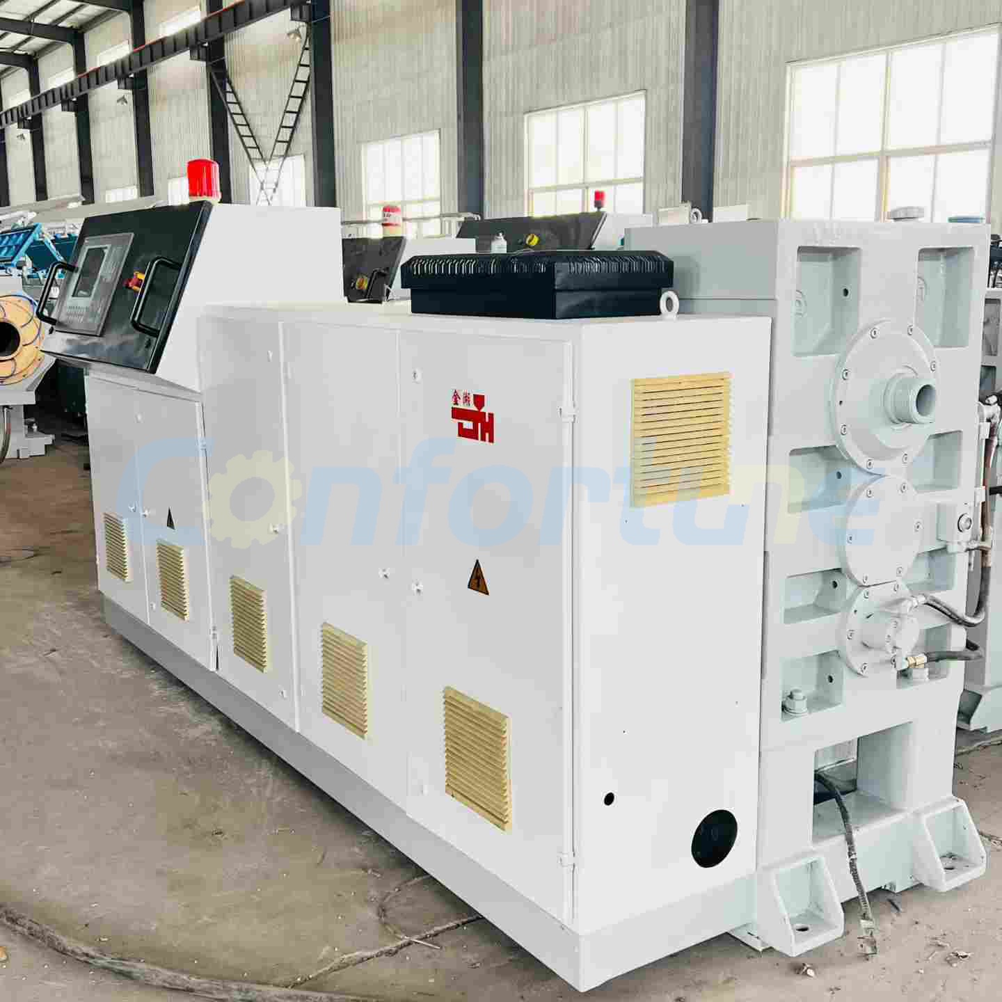 Линия для производства трёхслойных коэкструзионных труб из HDPE диаметром 110–315 мм, Jinhu Линия для производства трёхслойных коэкструзионных труб из HDPE диаметром 110–315 мм, Jinhu