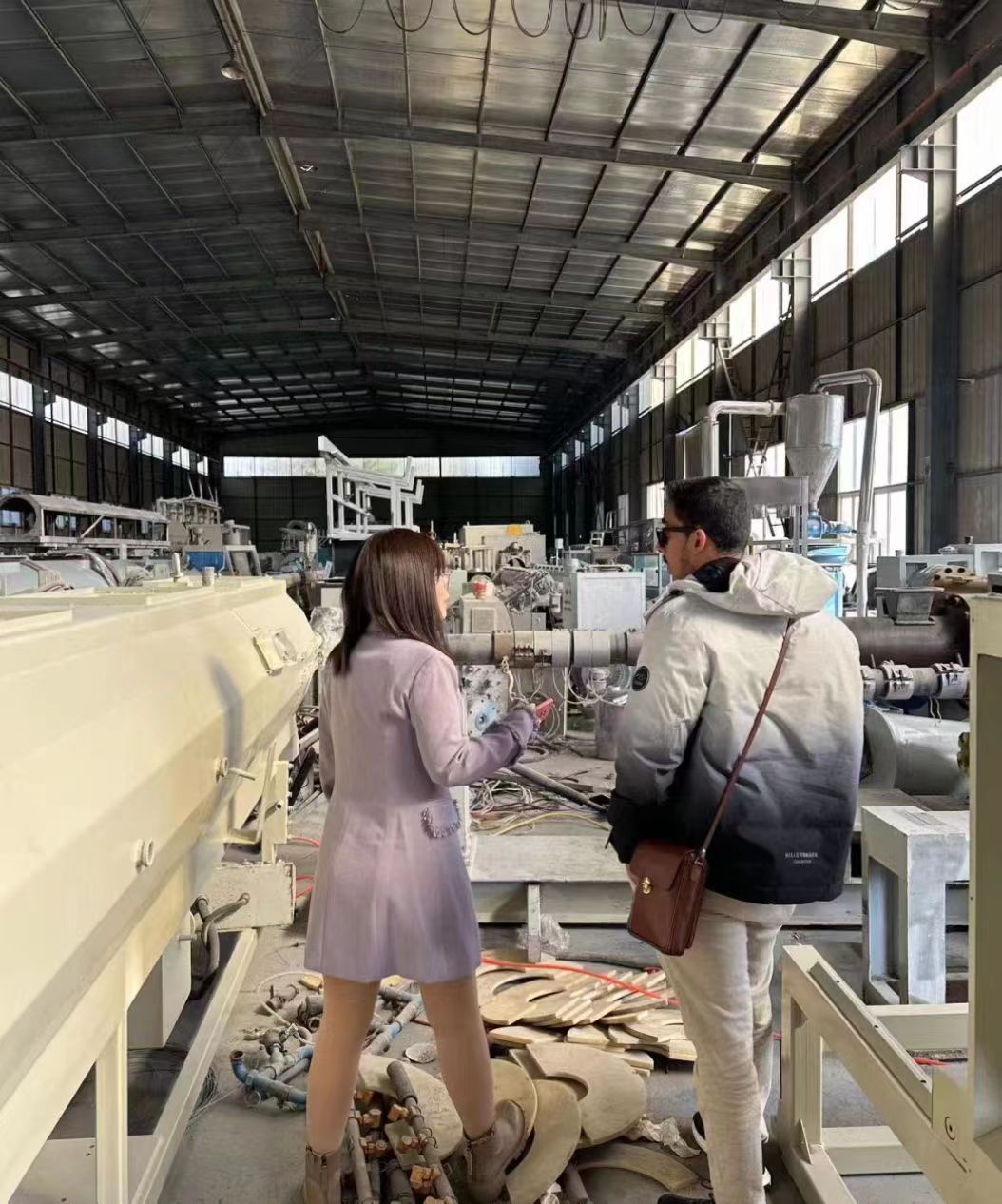 Пакистанские клиенты приходят на наш завод для проверки