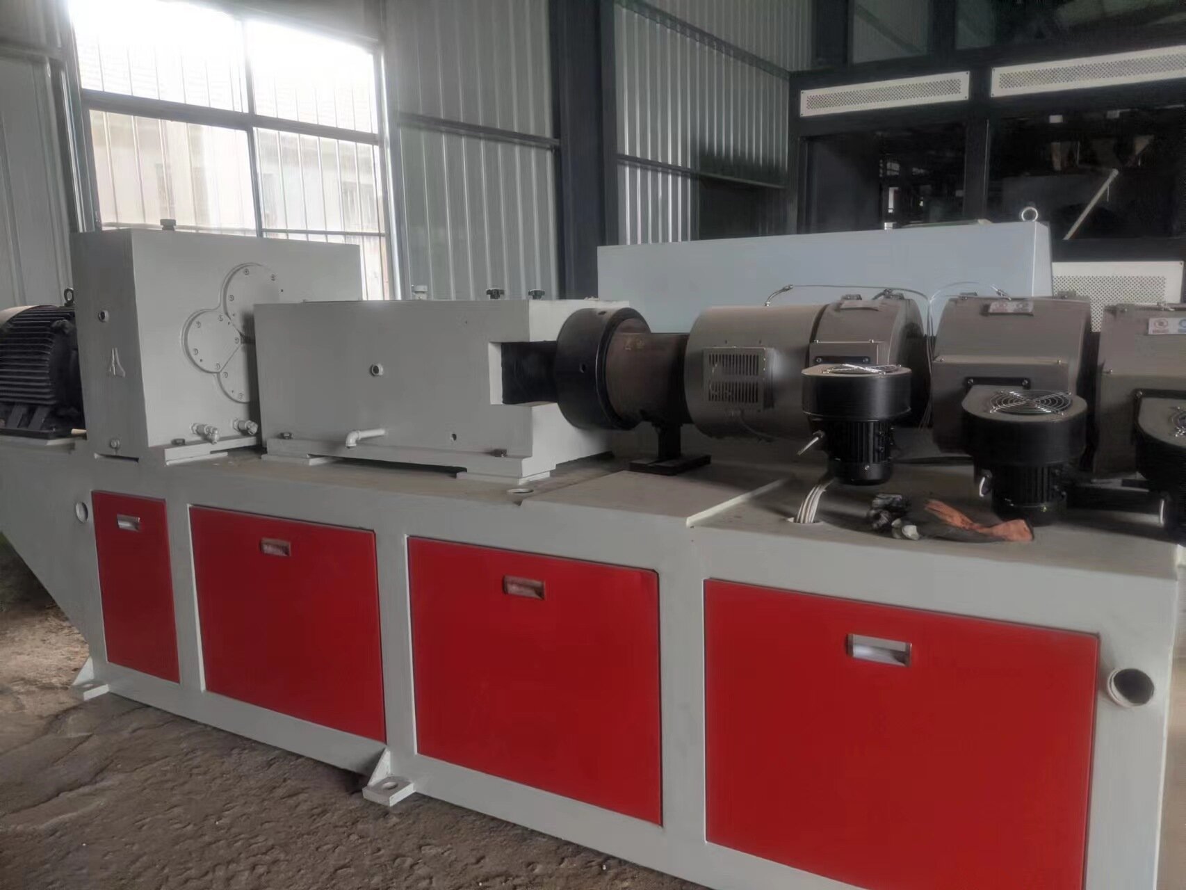 Экструдер 65/132 Экструдер 65/132