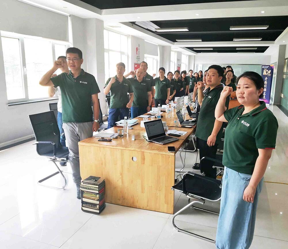 meeting.jpg meeting.jpg